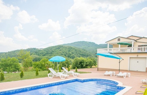 Buzet Other | Comfortable apartment with a shared swimming pool for up to 4 persons