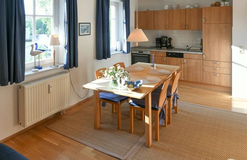 Binz Apartment | Comfortable apartment with south-facing balcony!
