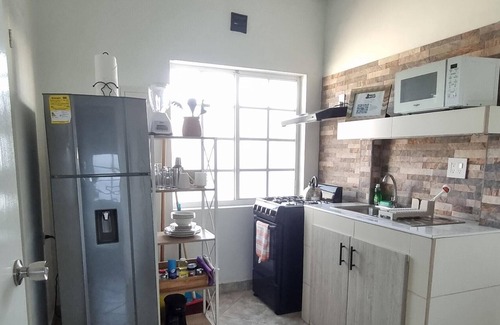 Tanki Leendert Apartment | Comfortable apt. ideal for short/long stays
