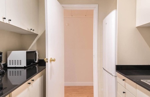 La Sagrada Familia Apartment | Comfortable Apt. for groups next to S. Familia