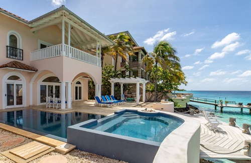 Belnem House | Comfortable, beautiful oceanfront home.