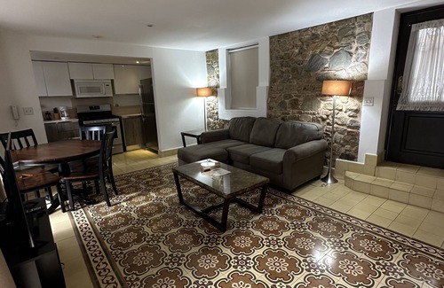 Santa Ana House | Comfortable Casco Viejo Apt with Prime Location