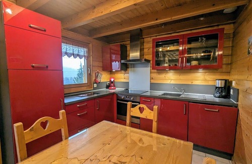 Cleurie Cottage | Comfortable chalet in Cleurie with WIFI, fireplace, and terrace