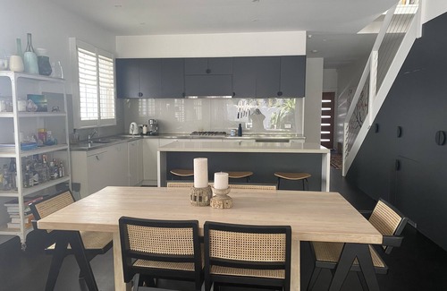 Randwick House | Comfortable Coogee coastal house