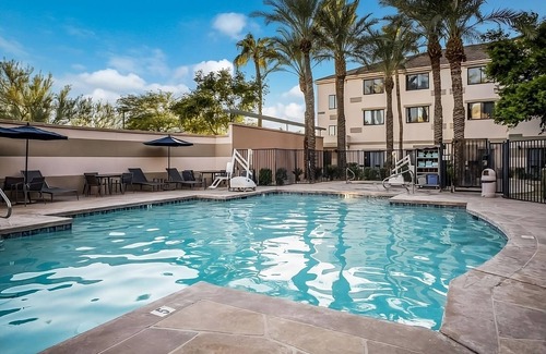 Chandler Apartment | Comfortable Countryside Stay! 3 Relaxing Units, Onsite Pool, Paw-friendly too!