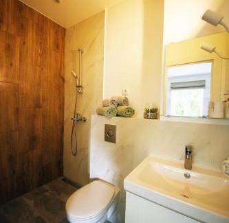 Maskavas Forstate Apartment | Comfortable design apartment with parking