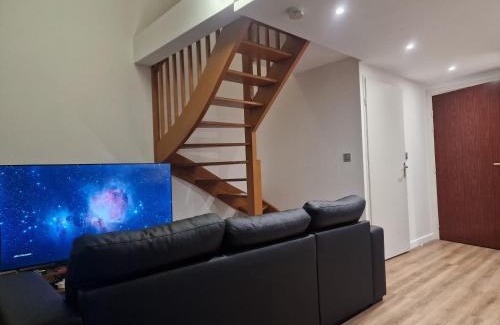 Toulouse North Apartment | COMFORTABLE duplex en résidence SÉCURISÉE proche MÉTRO