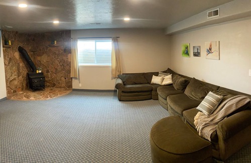 Cedar City House | Comfortable family home with huge backyard in quiet neighborhood in Cedar City.