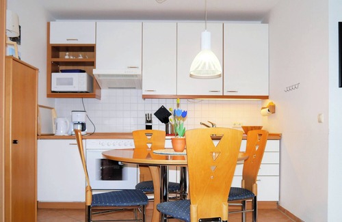 Ostseebad Prerow Apartment | Comfortable first floor apartment, close to the forest, WLAN, max. 4 persons