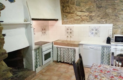 Llanca House | Comfortable Fisherman's House