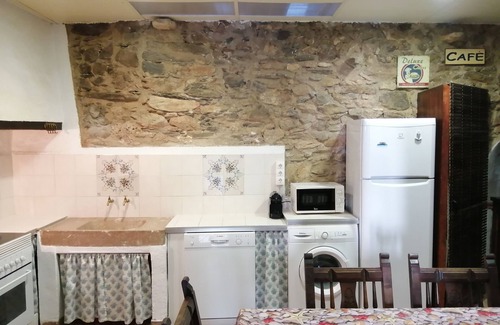 Llanca House | Comfortable Fisherman's House