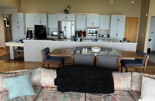 North Greece House | Comfortable getaway for the entire family with amazing views of the water