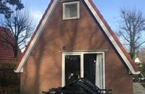 Sint Nicolaasga House | Comfortable holiday home near the Langweerder Wielen