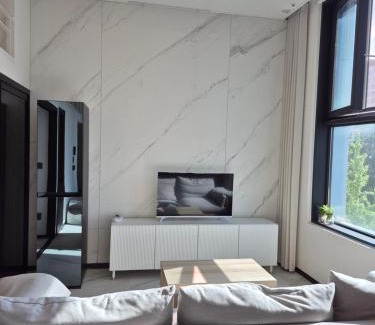 Eulji-ro Apartment | Comfortable house, new building, Dongdaemun History & Culture Park Station