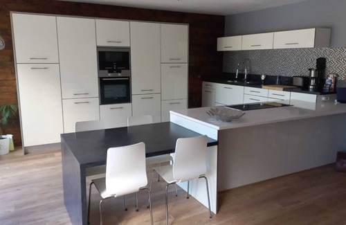 Aubord House | Comfortable house with swimming pool