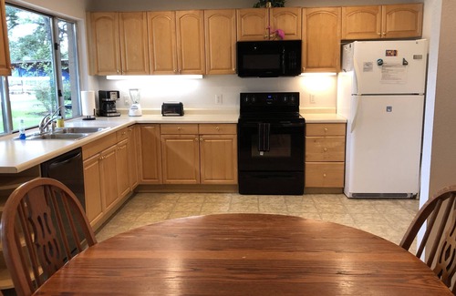 Seguin House | Comfortable, quiet home on Guadalupe River