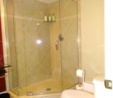 Framingham Apartment | Comfortable Renovated 3 Bed Apartment