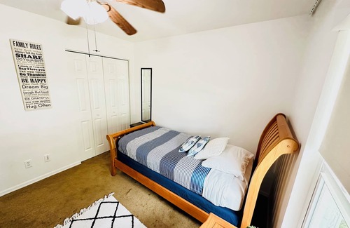 Golden Gate Apartment | Comfortable Room for two.