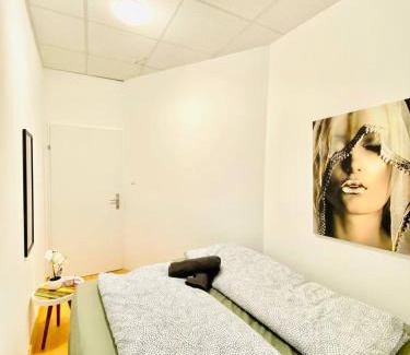 Liesing House | Comfortable Room in the 23rd District of Vienna FR3