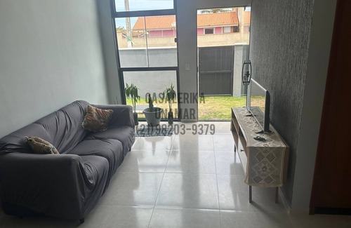 Tamoios House | Comfortable summer house 100 steps from the beach.