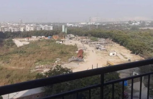 Noida Apartment | Comfortable Short Stays in Noida