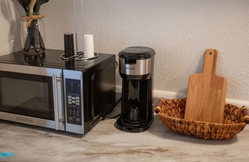 Price Apartment | Comfortable Studio Apt | Pet Friendly