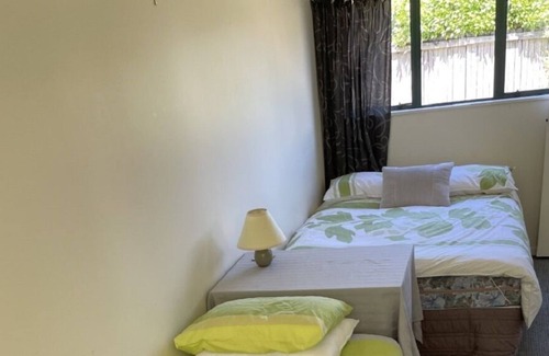 Waipahihi House | Comfortable Taupo Bach