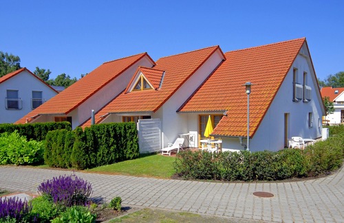 Zingst House | Comfortable terraced house in a quiet location in the vacation park!