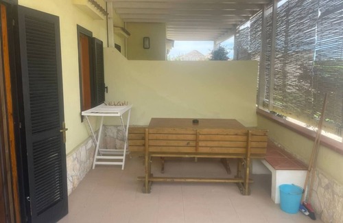 Defensola Condo | Comfortable three-room apartment with two bathrooms and ground floor - Porticello