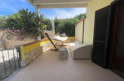 Defensola Condo | Comfortable three-room apartment with two bathrooms and ground floor - Porticello
