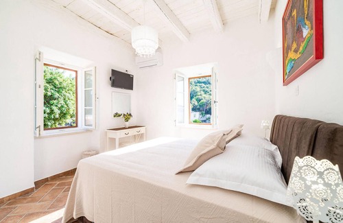 Molunat House | Comfortable vacation home in a fantastic location in the south of Croatia.