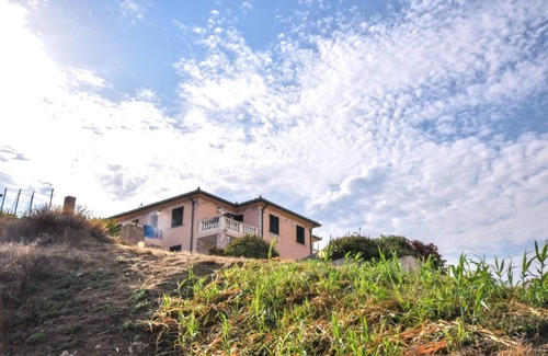 La Ciaccia Apartment | Comfortable vacation apartment directly on the beach