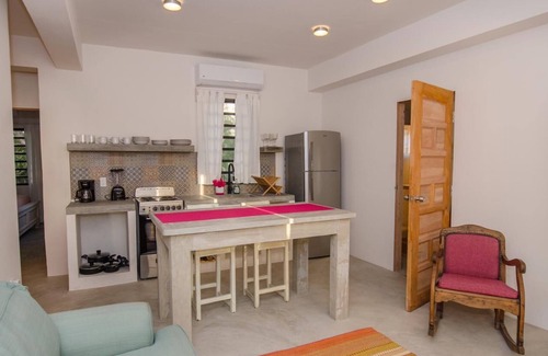 San Pedro Villa | Comfortable Villa with sea view