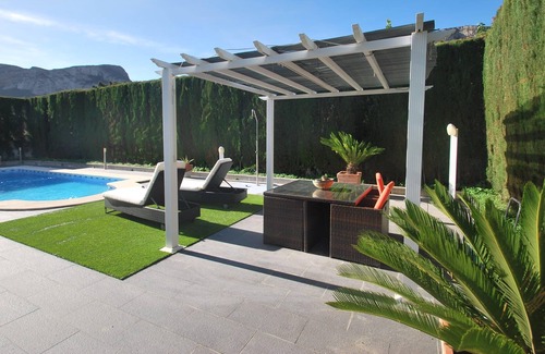 La Drova Villa | Comfortable Villa with private pool with air condition