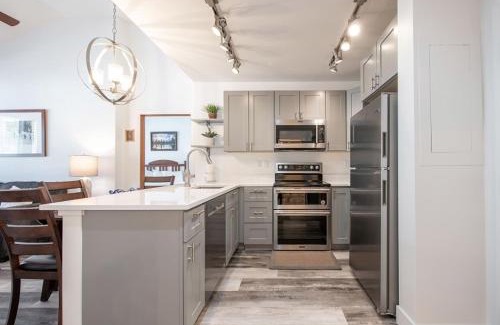 Winter Park Apartment | Comfortable Zephyr Mountain Lodge Condo with Spectacular View of the Continental Divide condo