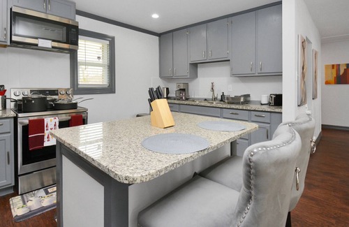 OST - South Union House | comforting, Welcoming, Warm close to Downtown
