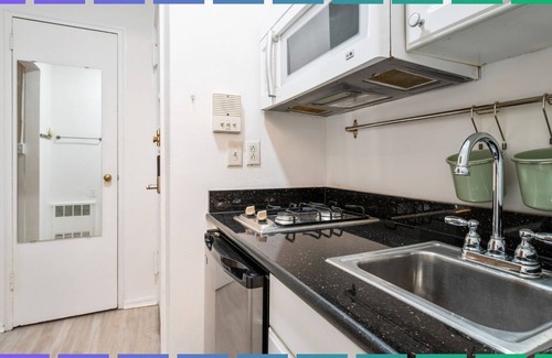 NoMad Apartment | Comfy 1BR: Queen+Couch! Prime Location!