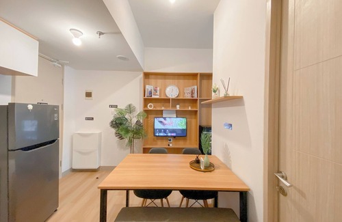 Java Apartment | Comfy 2Br Apartment At Tokyo Riverside