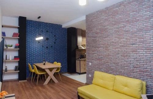 Chugureti Apartment | Comfy 3 Apartment house for 9 people