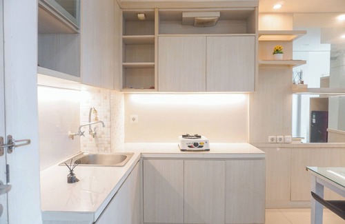 Pekayon Jaya Apartment | Comfy And Modern 2Br Grand Kamala Lagoon Apartment