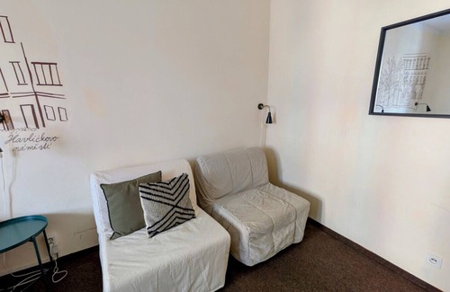 Zizkov Apartment | Comfy apartment near center and tram