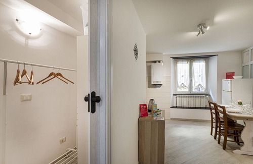 Pre Apartment | Comfy Apartment Near the Harbor by Wonderful Italy