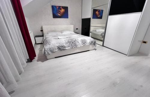 Floresti Apartment | Comfy condo Floresti