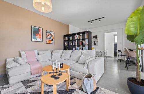 Konia Apartment | Comfy Cove Residence by Nomads