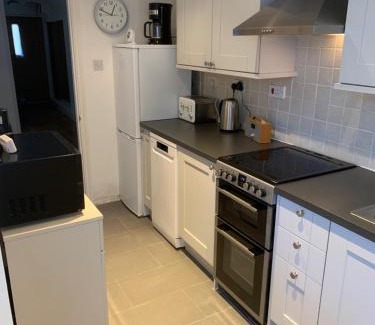 St Leonards-On-Sea Apartment | Comfy flat in the heart of St Leonards