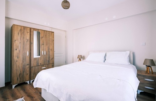 Mentese Apartment | Comfy Flat w Nature View Balcony in Mugla