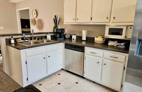 Murfreesboro House | Comfy Home with 4 Beds - 10 mins to Downtown