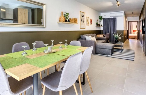 Pieta Apartment | Comfy living in central 2BR home with WIFI & AC
