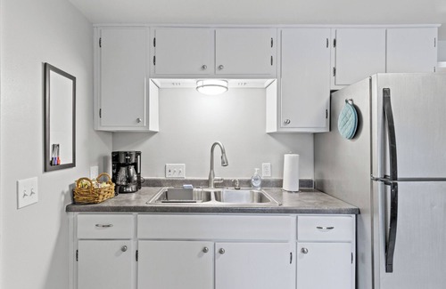 Portage Apartment | Comfy Nook- 2Bed w/WiFi, 20 Minutes from Wisconsin Dells