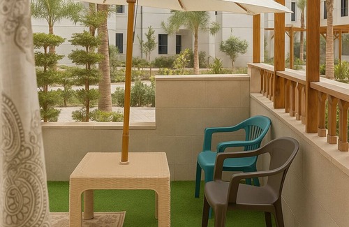 Al-Manasrah Ski Chalet | Comfy Seaside Apartment